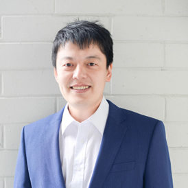 Headshot_Oliver-Zhang-400